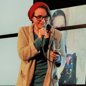 Meet your Posher, Carolyn